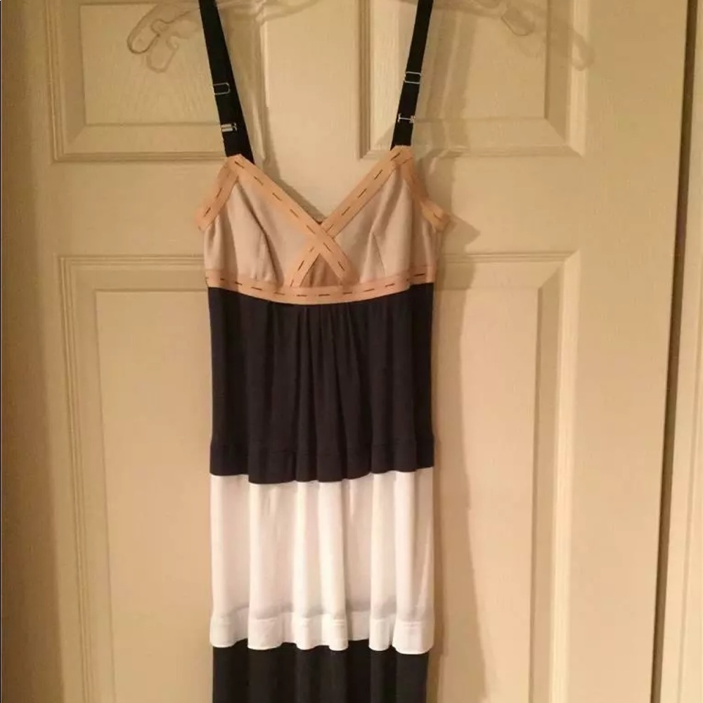 VPL WHITE/CREME/BLUE HARNESS DRESS
SIZE P
